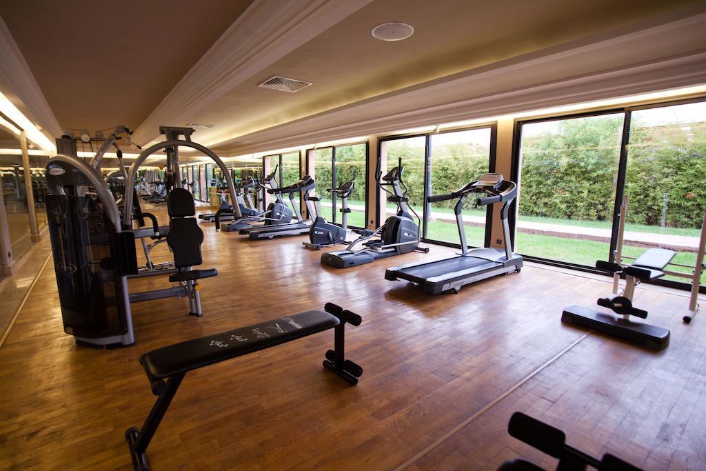 Kenzi Club Agdal Medina Hotel Lahebichate Exterior photo The gym at the hotel